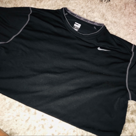 black nike compression shirt